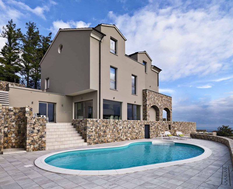 exteriors-view-of-a-modern-villa-in-the-foreground-the-swimming-pool.jpg exteriors-view-of-a-modern-villa-in-the-foreground-the-swimming-pool.jpg